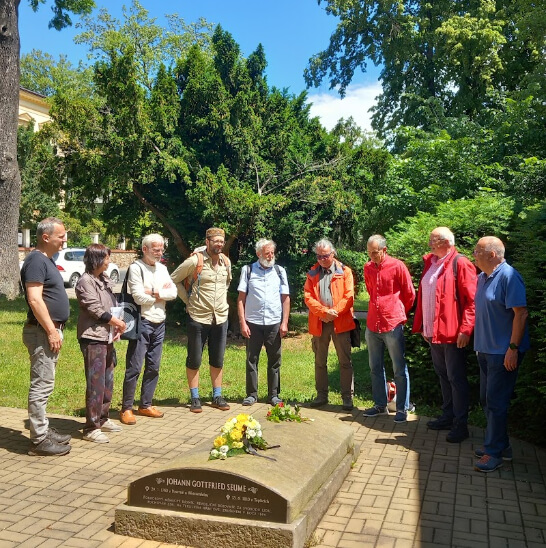Visitors paying respects at Seume’s grave in Teplice
